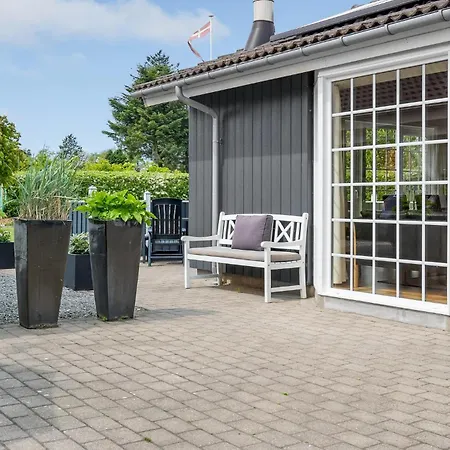Holiday home Stunning In Oksbl With Kitchen Oksbol (Syddanmark)
